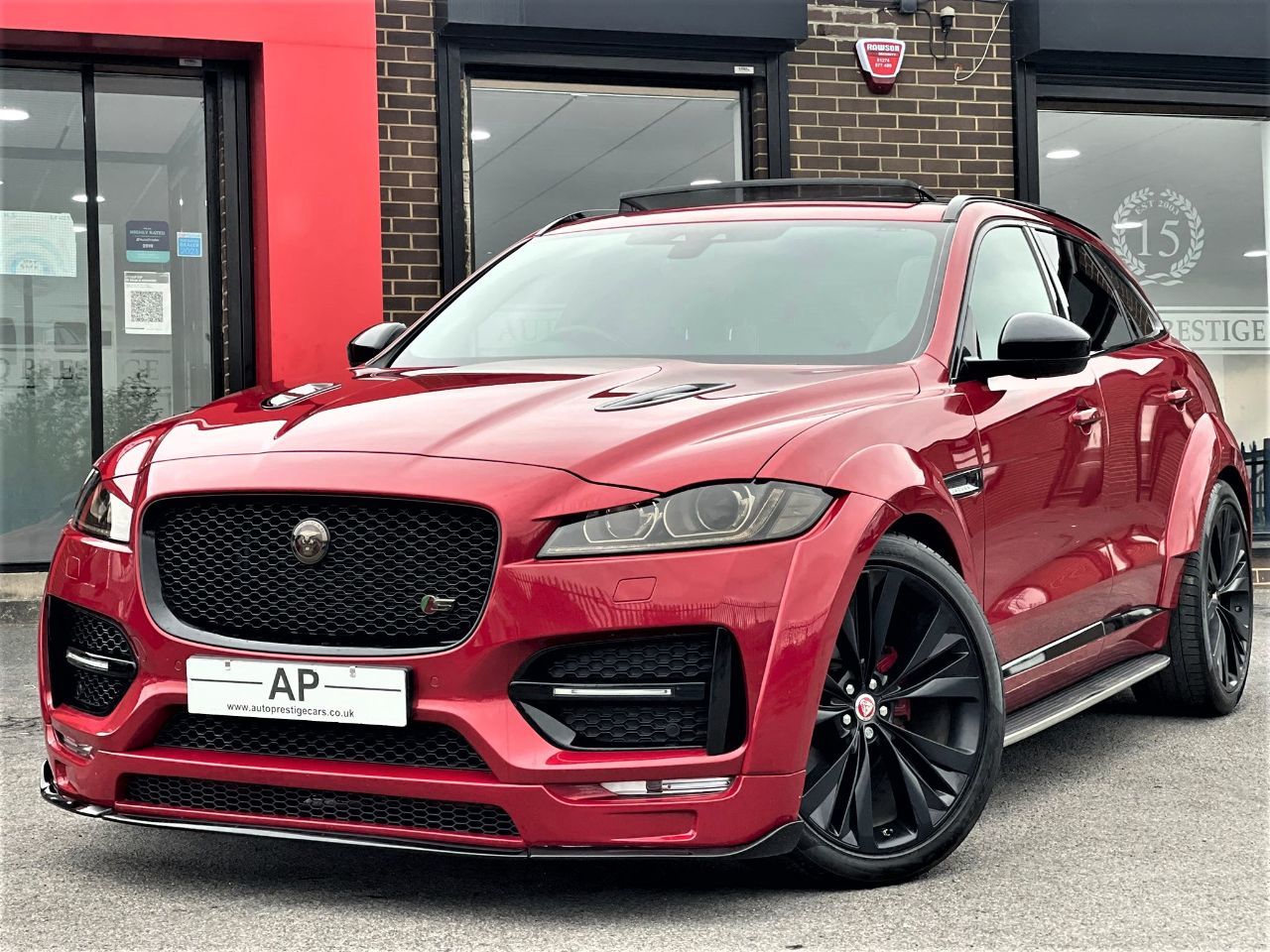 2018 Jaguar F-Pace