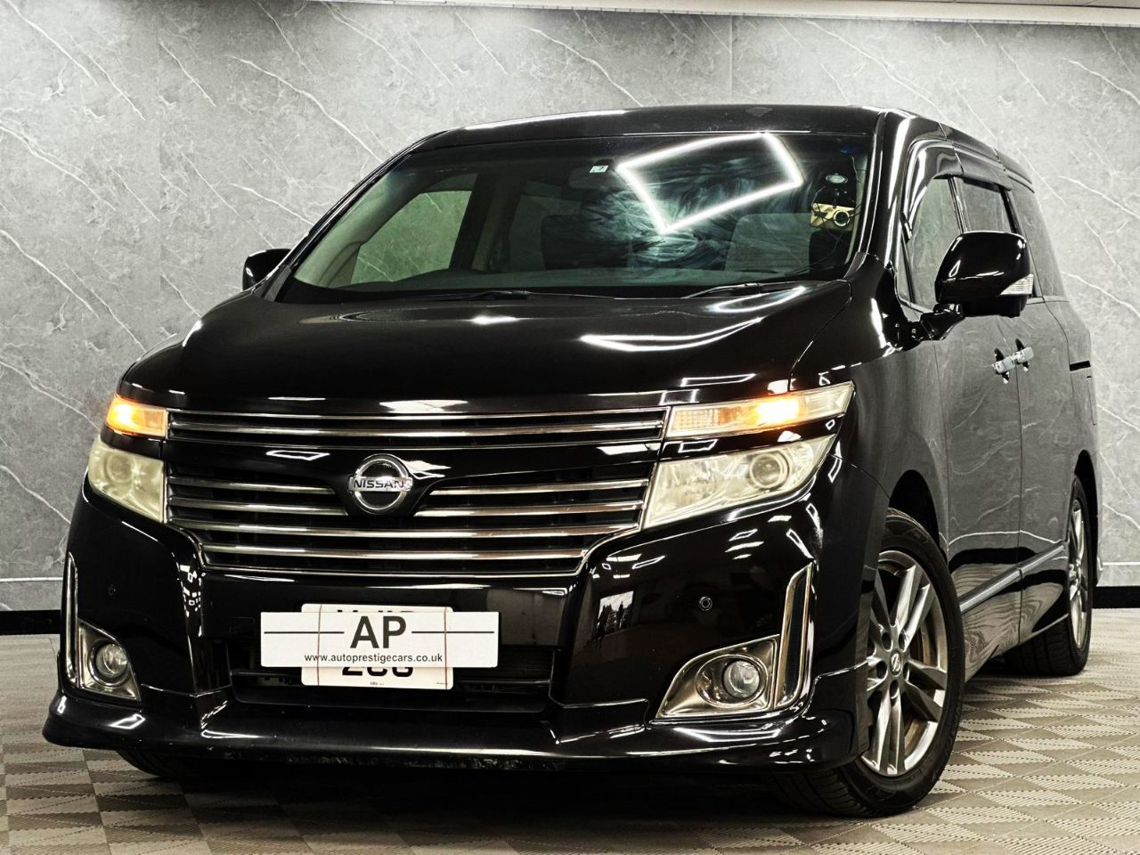 2013 Nissan Elgrand