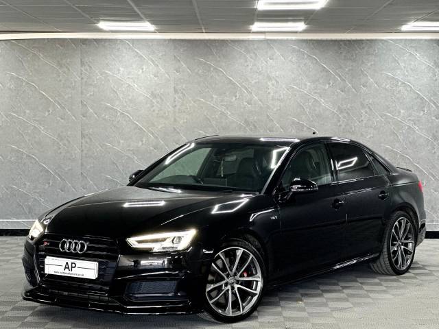 Audi A4 3.0 S4 Quattro 4dr Tip Tronic Saloon Petrol Black