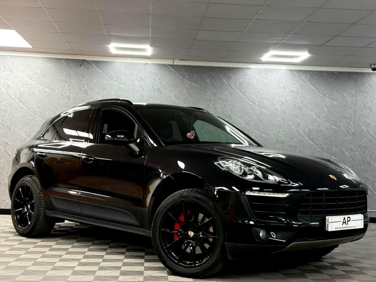 2016 Porsche Macan